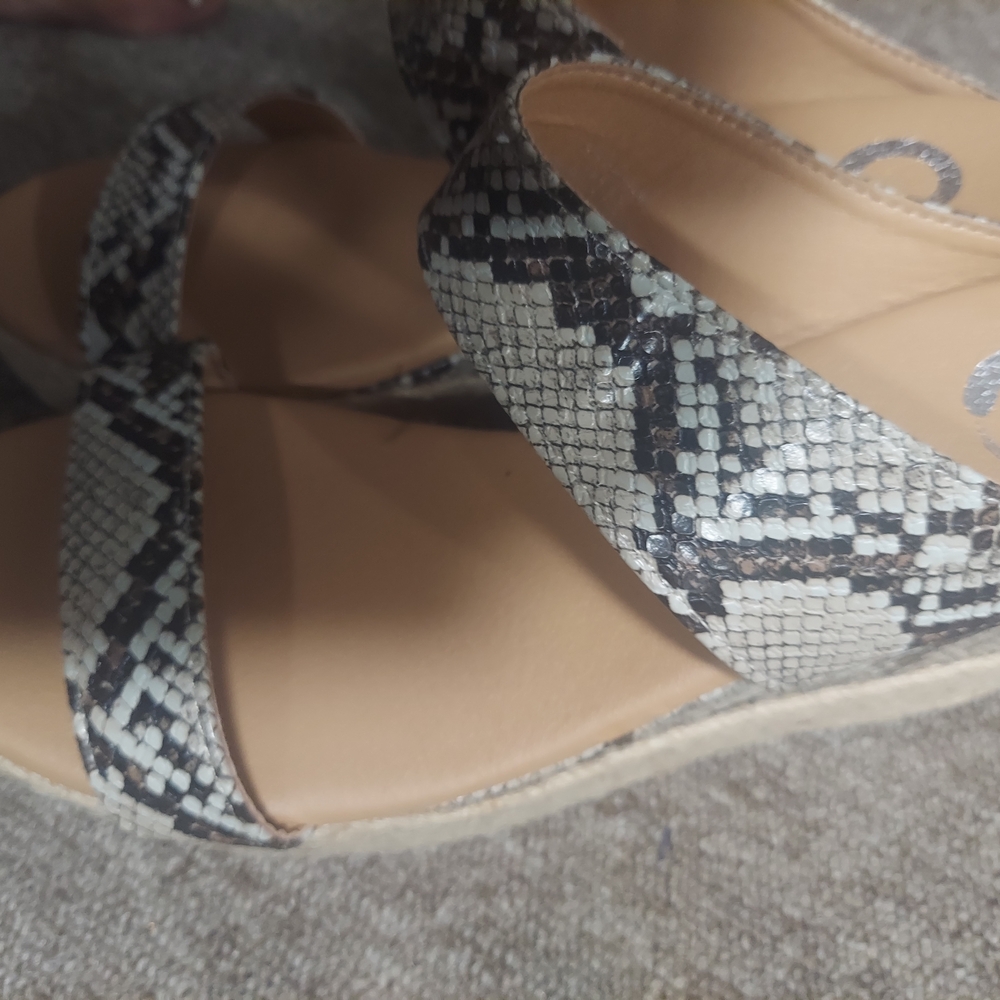Source Unknown Snakeskin Pattern Platform Sandals - image 3